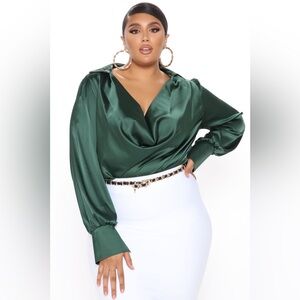 🟠NWT! Touch By Touch Satin Top - Hunter Green 1X
